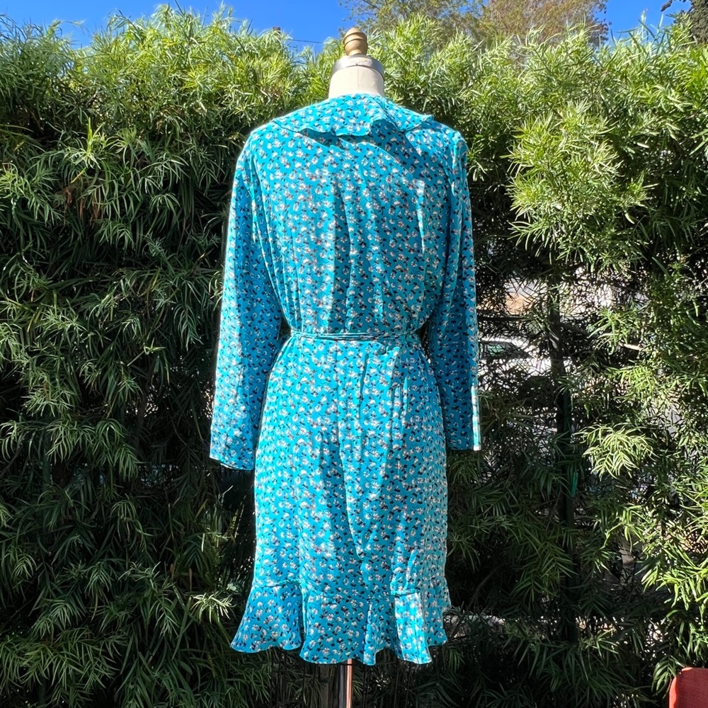 Veronica Beard dress, color blue with red and white flowers, size 8 - Picture 7 of 9